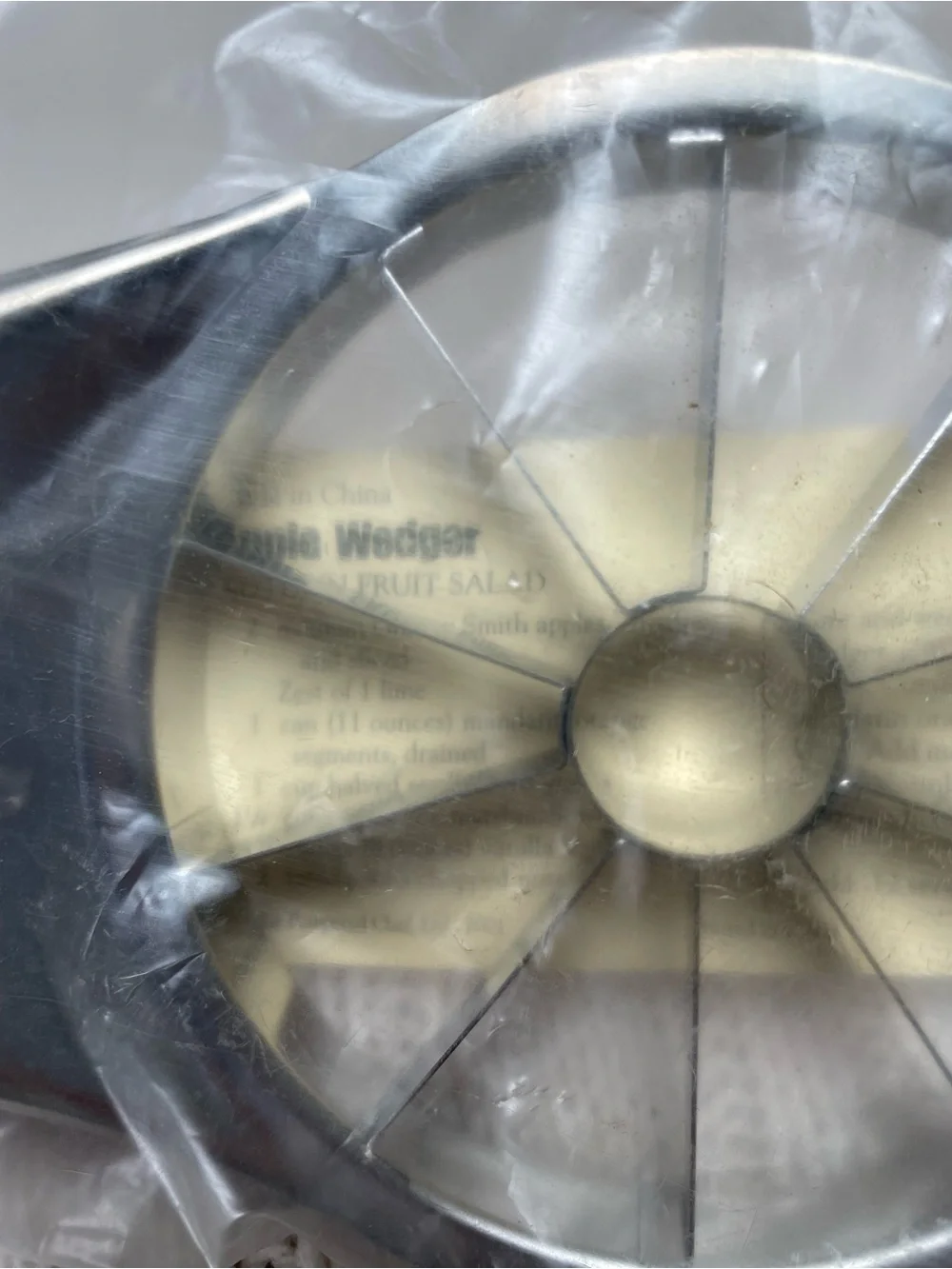 New sealed The Pampered Chef Apple Wedger Corer Slicer #2425